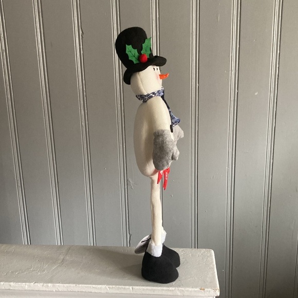 NWT- 24” Absolutely Precious- Holiday Snowman ⛄️ Decoration w/ MERRY Banner - Picture 8 of 15